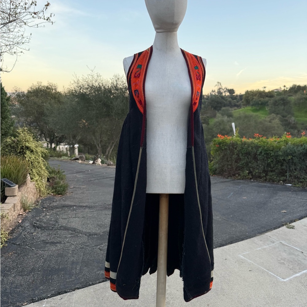 Hand made Black and Orange Sleeveless wool Vest - Picture 2 of 5
